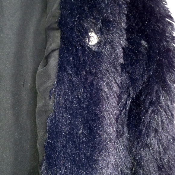 Shane Lee Inc sz L  black cropped fuzzy jacket coat. - Picture 3 of 5